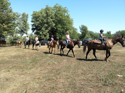 S & S Stables - Trail Riding Kansas